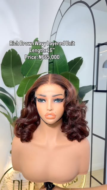 Rich brown wavy layered unit, 16 inches
